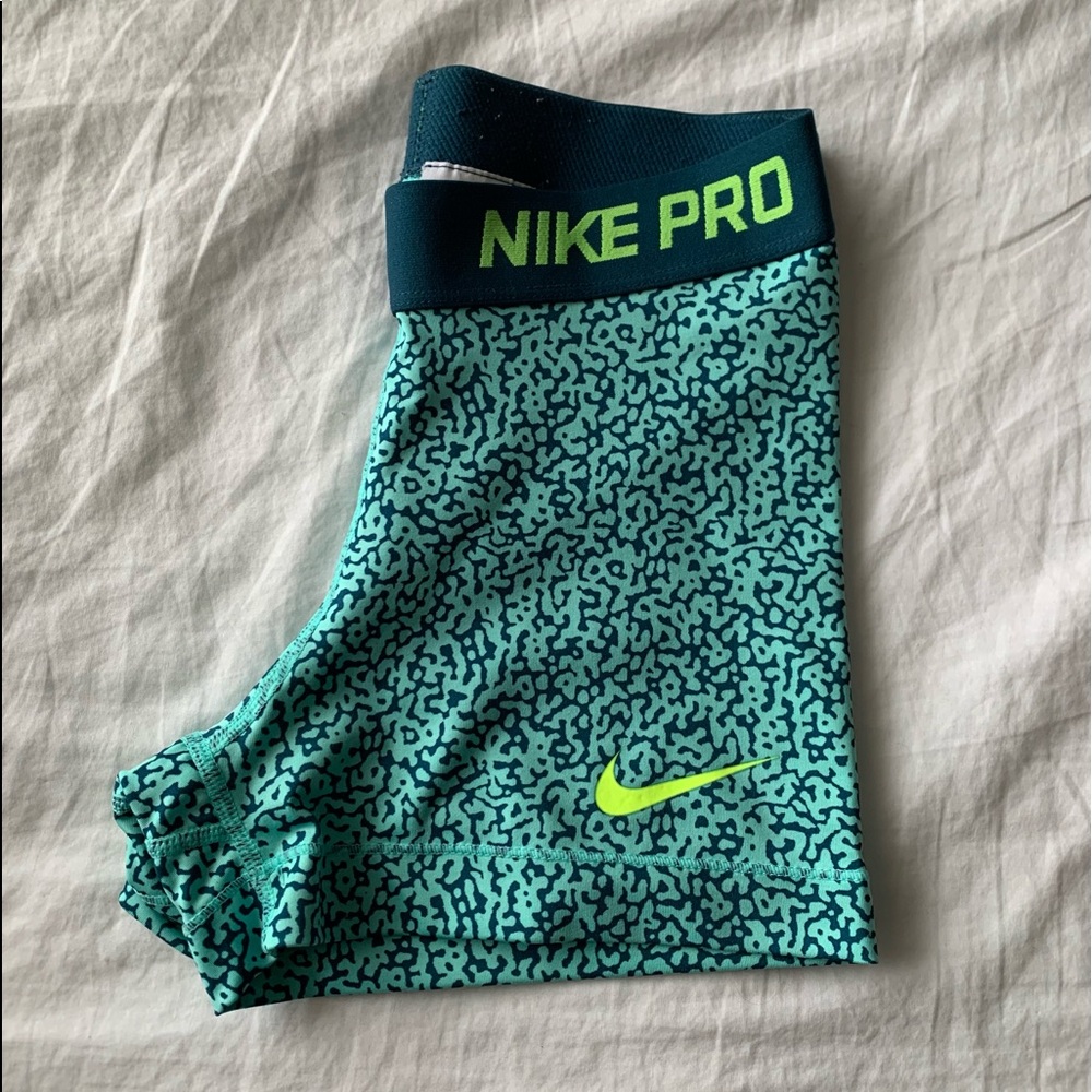 Teal Spotted Drifit Nike Pros - Athletic Shorts